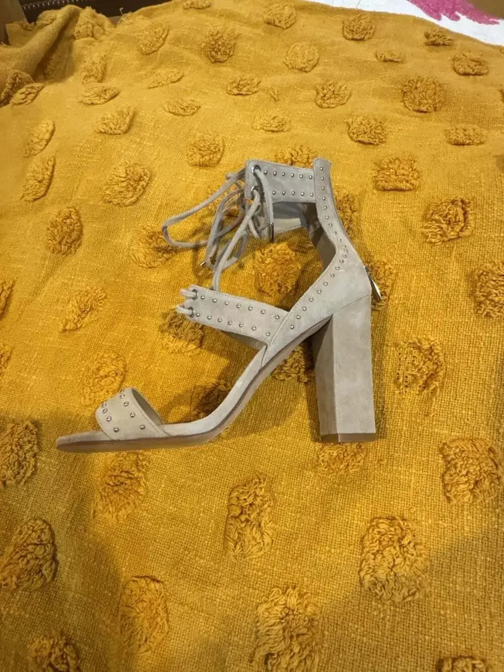 Women's Kendall And Kylie Block Heels Size 9.5 New...